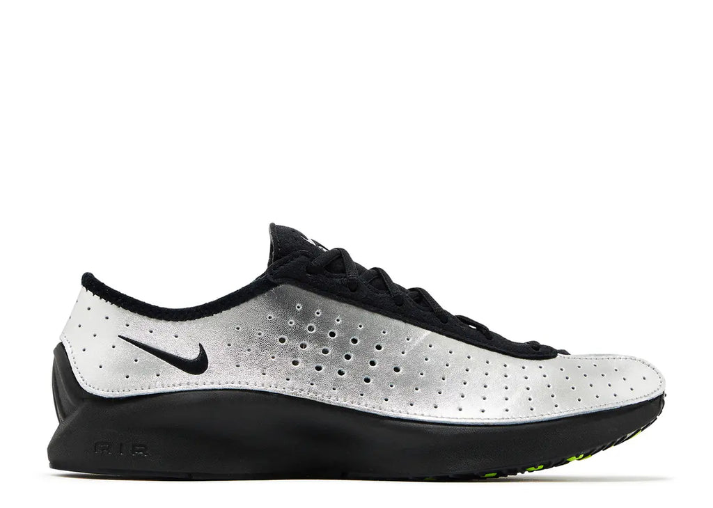 Nike Slip On Plateado