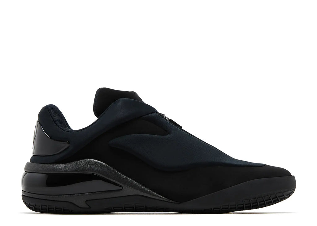 SHAI 001 'CHARM BLACK'